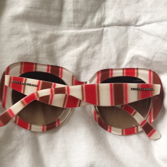 Dolce and gabbana sunglasses - Picture 2 of 3